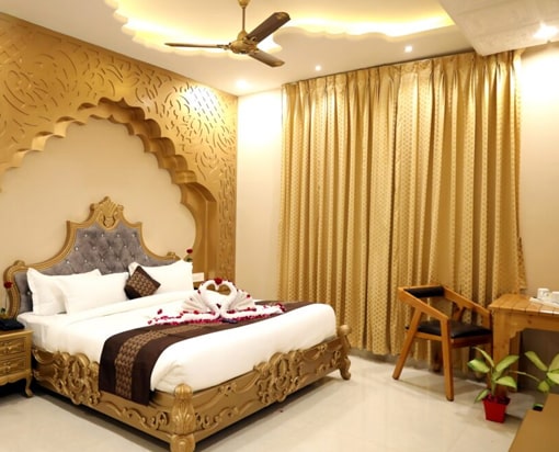 Royal Suite Room - Hotel Accommodations in Sikar